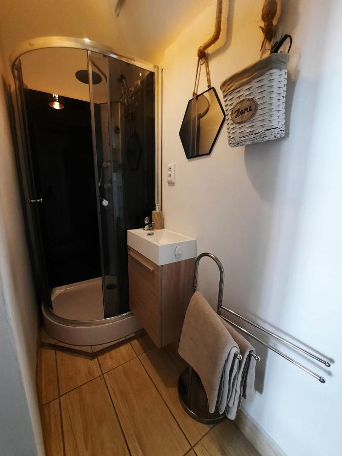 Apartman Matty V Tichom Dvore Priamo V Centre Bratislava Ngoại thất bức ảnh
