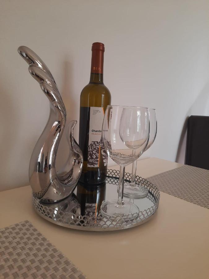 Apartman Matty V Tichom Dvore Priamo V Centre Bratislava Ngoại thất bức ảnh