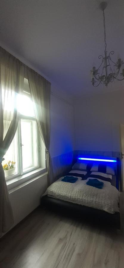Apartman Matty V Tichom Dvore Priamo V Centre Bratislava Ngoại thất bức ảnh